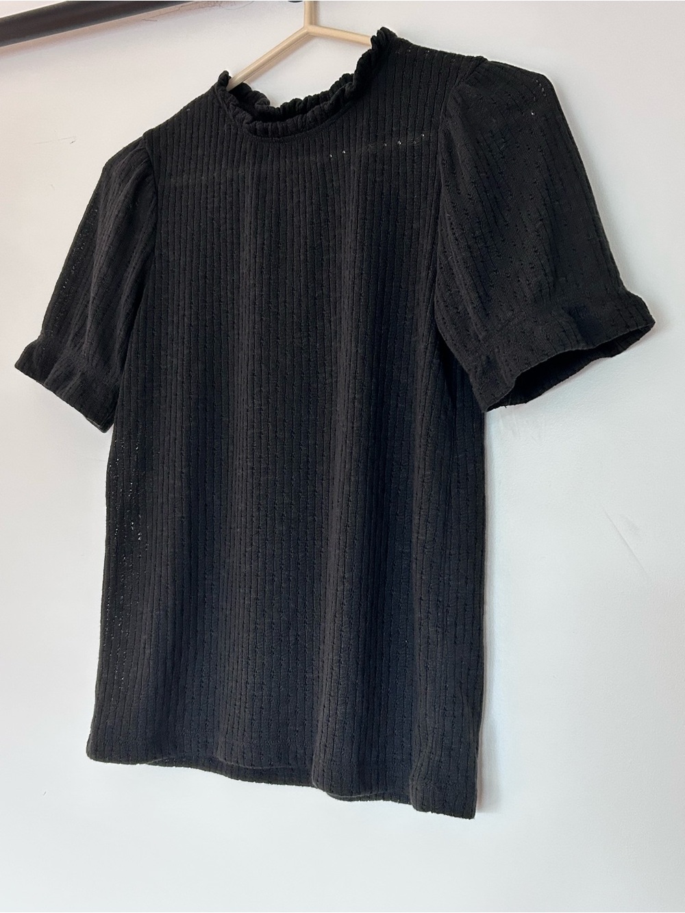 J crew black knit ruffle short sleeve top sz s